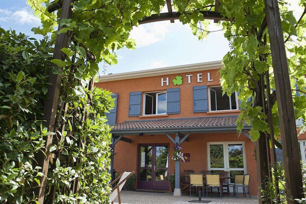 Des Vignes Hotel 3*
